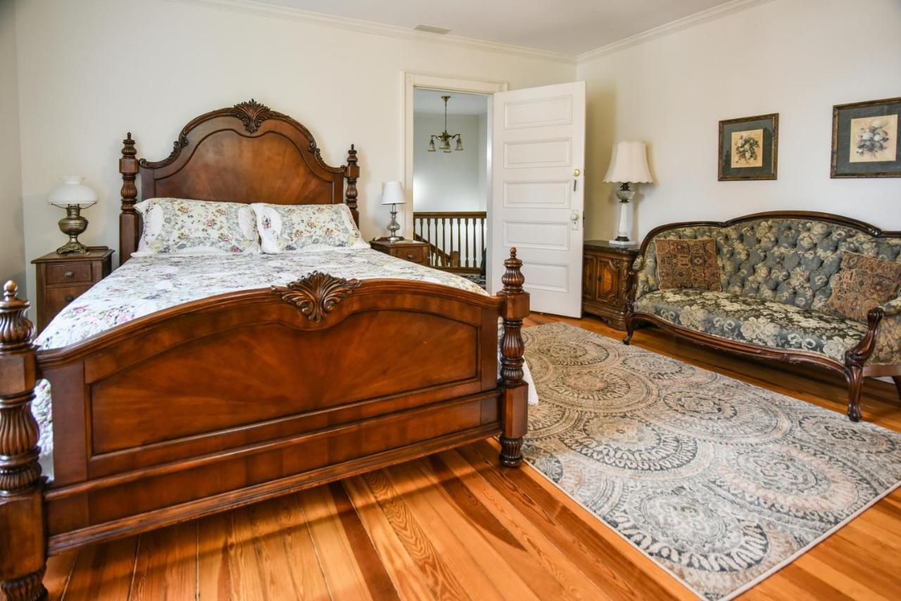 Love Lane Bed & Breakfast Waynesville Eksteriør billede