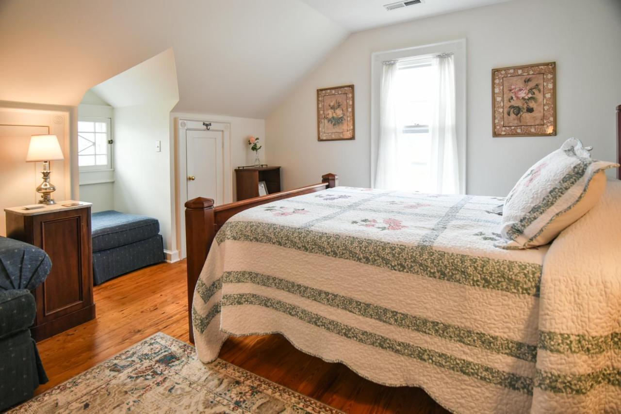 Love Lane Bed & Breakfast Waynesville Eksteriør billede
